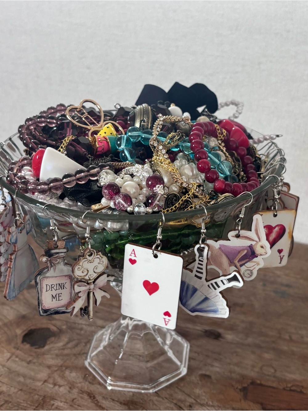 Alice in Wonderland Themed Mystery Jewelry Jar - Picture 10 of 14
